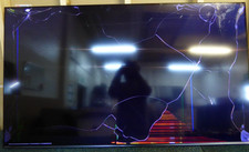 *DAMAGED SCREEN* Hisense 65U6NQTUK 65 Inch Mini-LED Freely Smart TV