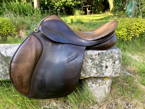 Farrington saddle wide - farrington, 17"