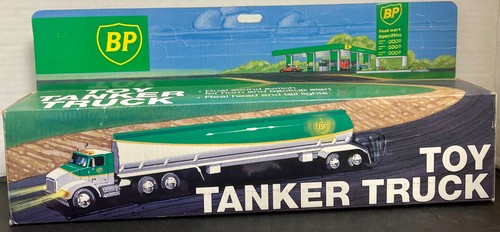 Toy tanker truck - 🔥🔥bp,