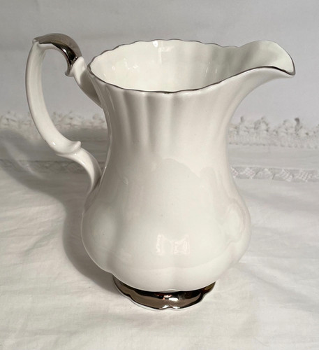 Large royal albert white china - royal,