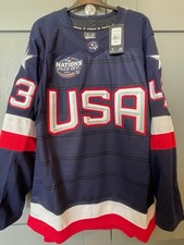 BNWT Fanatics Premium NHL USA