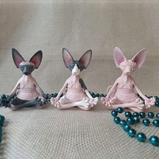 1PCS Sphynx Cat Meditate