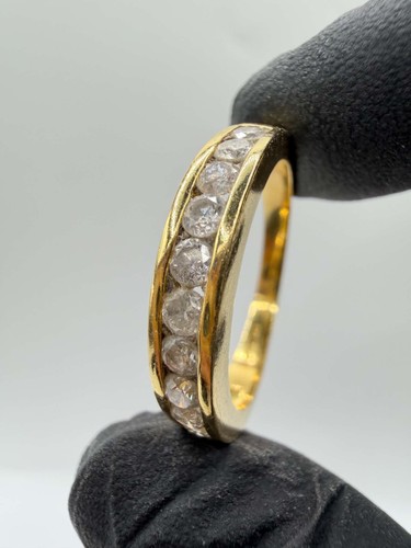 18ct half eternity eleven - half,