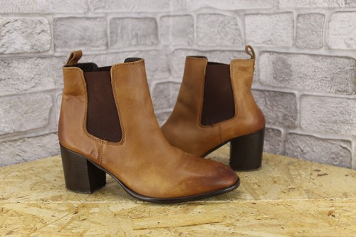 Brown leather pull block - leather,