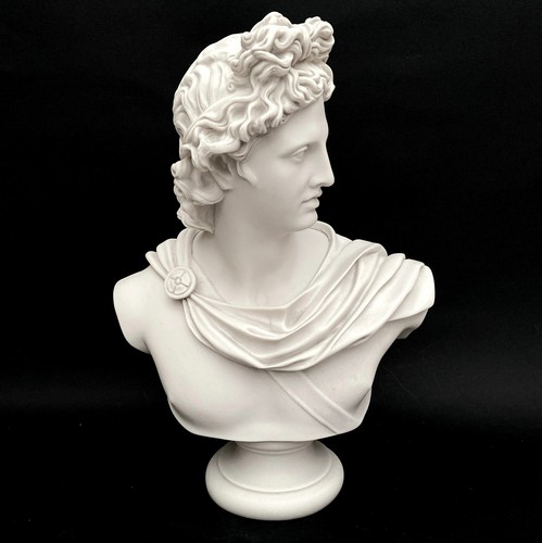 Marble bust sculpture of - marble,