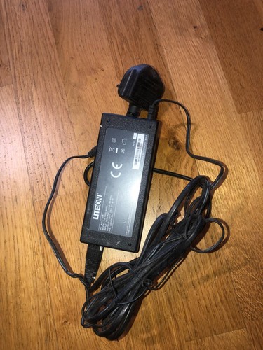 Virgin media box 12v - virgin, v6
