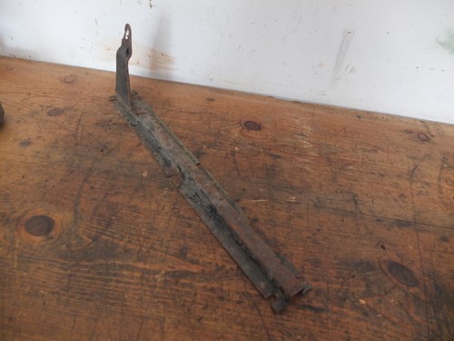 Land rover seat rail fixed - rail,