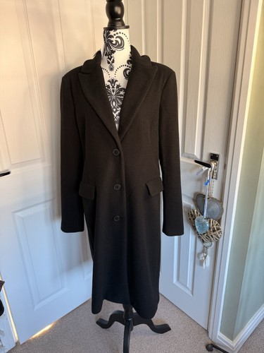 James lakeland black - lakeland, singled