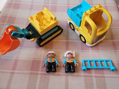 Lego duplo partial set 10931 - partial,