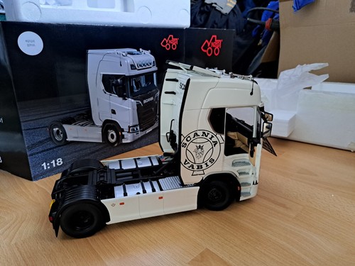 Nzg lkw scania v8 - nzg, cs