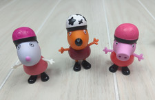 Peppa Pig 3 figures w/ bike