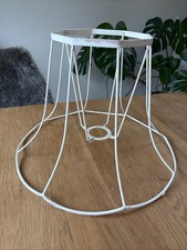 14” Scalloped table lamp shade lampshade frame Preowned Vintage