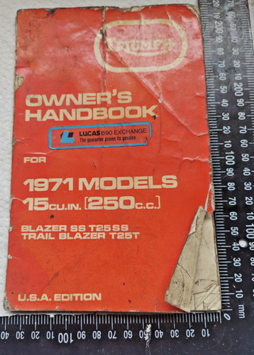 Vintage 1971 triumph - vintage,
