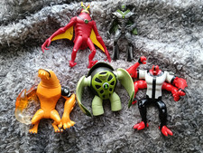 Bandai Ben 10 Alien Force Figures x 5  In Good Condition