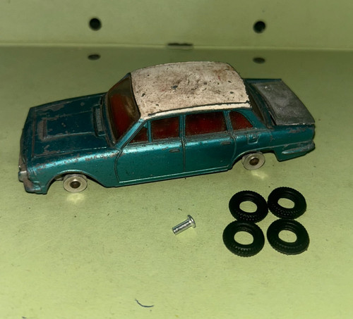 Dinky 135 triumph - 135, for