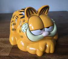 Garfield Telephone /Money box / vintage display only