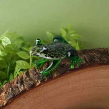 Green Glass Frog Ornament in