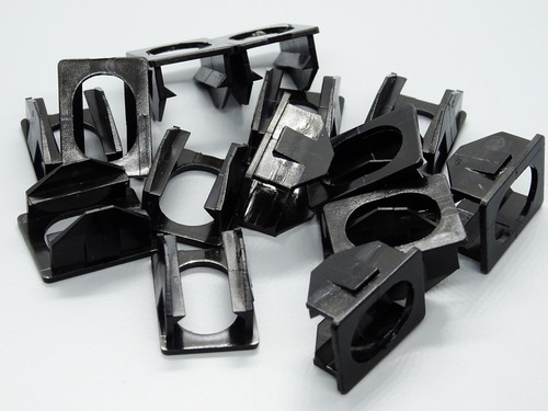 Trunk lining clips for bmw - 10,