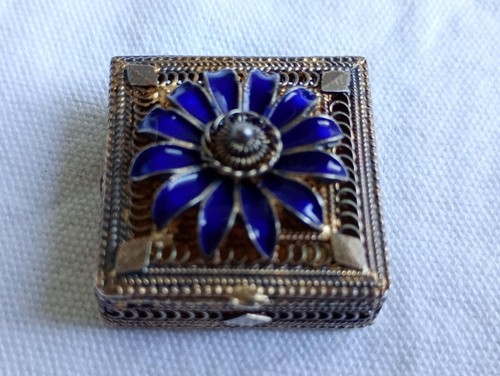 Stunning antique tested white - antique,