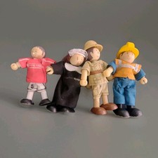 RARE Le Toy Van ~ Daisylane Dolls  Wooden Posable toys, Age 3+. Collectable.    