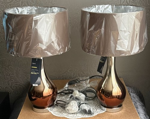 Pair next ombre - of,