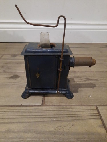 Antique magic lantern - magic, early