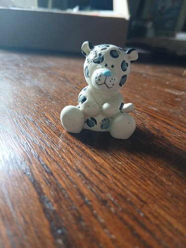 Blue nosed friends figurine - blue,