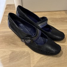 HOTTER NAVAJO SiZE 5.5 WOMENS