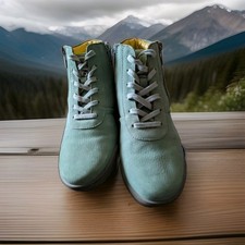 Moshulu Ladies Boots Light