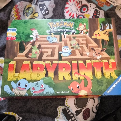 Pokemon labyrinth board - board, game