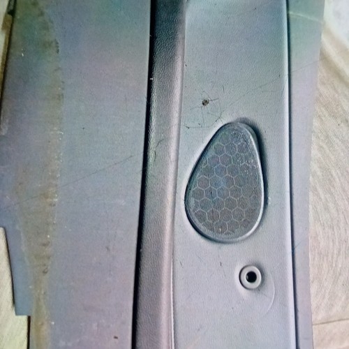 Passenger side rear - side, seat