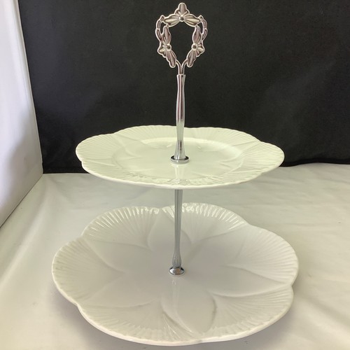 Shelley dainty two tier white - two,