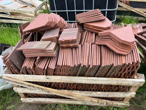 Traditional concrete redland - concrete,