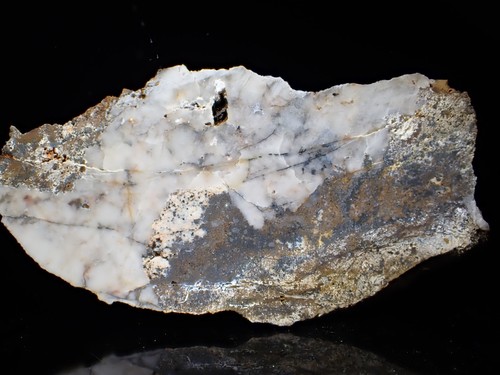Rare magnetite pyrolusite - magnetite,,