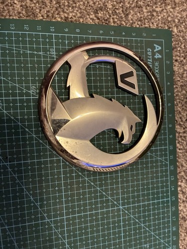 Vauxhall tailgate logo badge - vauxhall,