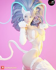 Felicia Figure / Statue