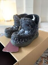 Mou Boots Size 7.5 Infant 25