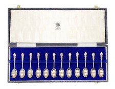 Mappin & Webb boxed set 12