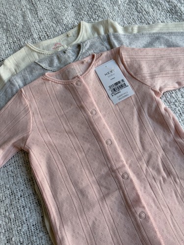 Bnwt next set pointelle - set,