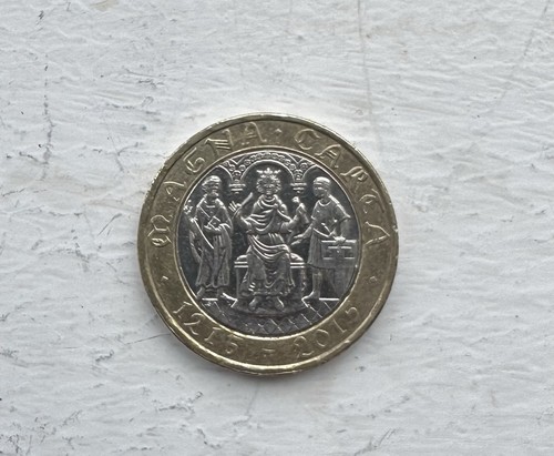 2015 magna carta two pound - two,