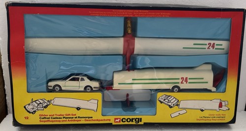 Corgi toys glider and trailer - toys,