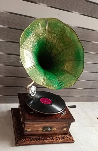 Antique gramophone fully - gramophone,,