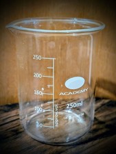 Clean Academy Laboratory Glass Beaker 250ml - Never Used In A Lab