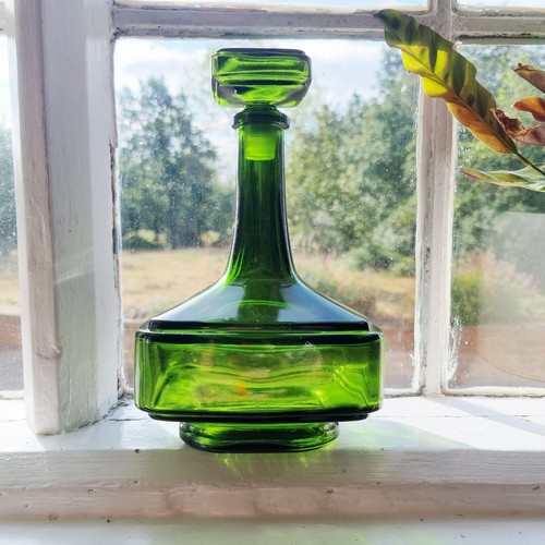 Vintage emerald green glass - vintage,