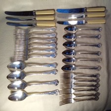 Jonell Sheffield 6 Knive Set