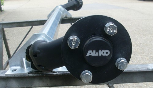 750kg trailer axle 4 - 750kg,