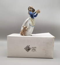 Figurine - NAO by Lladro -