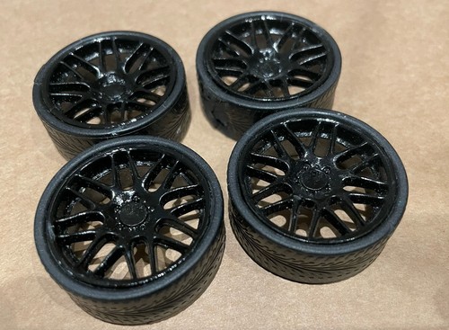 Scale model car - model, wheels