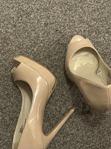 Peep toe beige stilleto - toe,