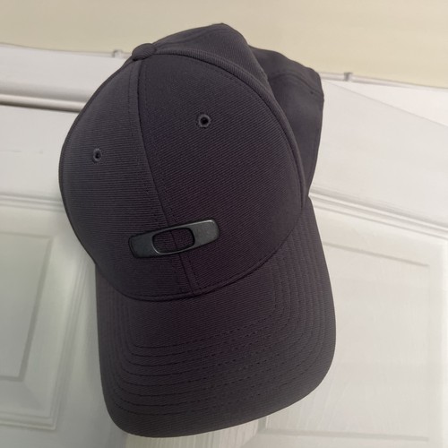 Oakley flex baseball - a,